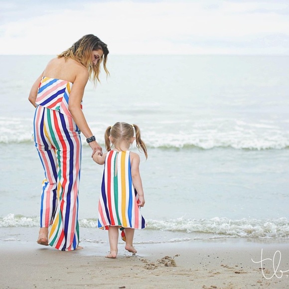 VICI COLLECTION carousel striped pocketed jumpsuit - Picture 14 of 14